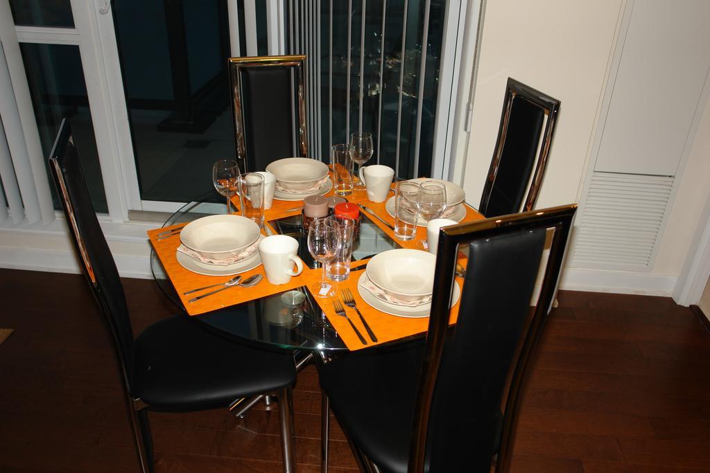 Goodwood Suites Mississauga Rum bild