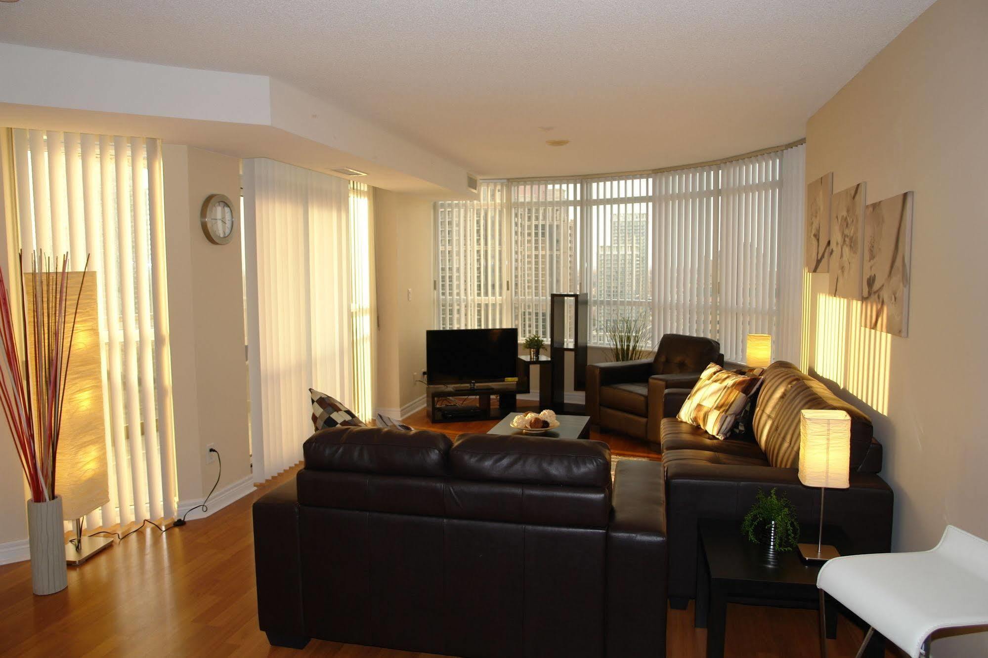 Goodwood Suites Mississauga Exteriör bild