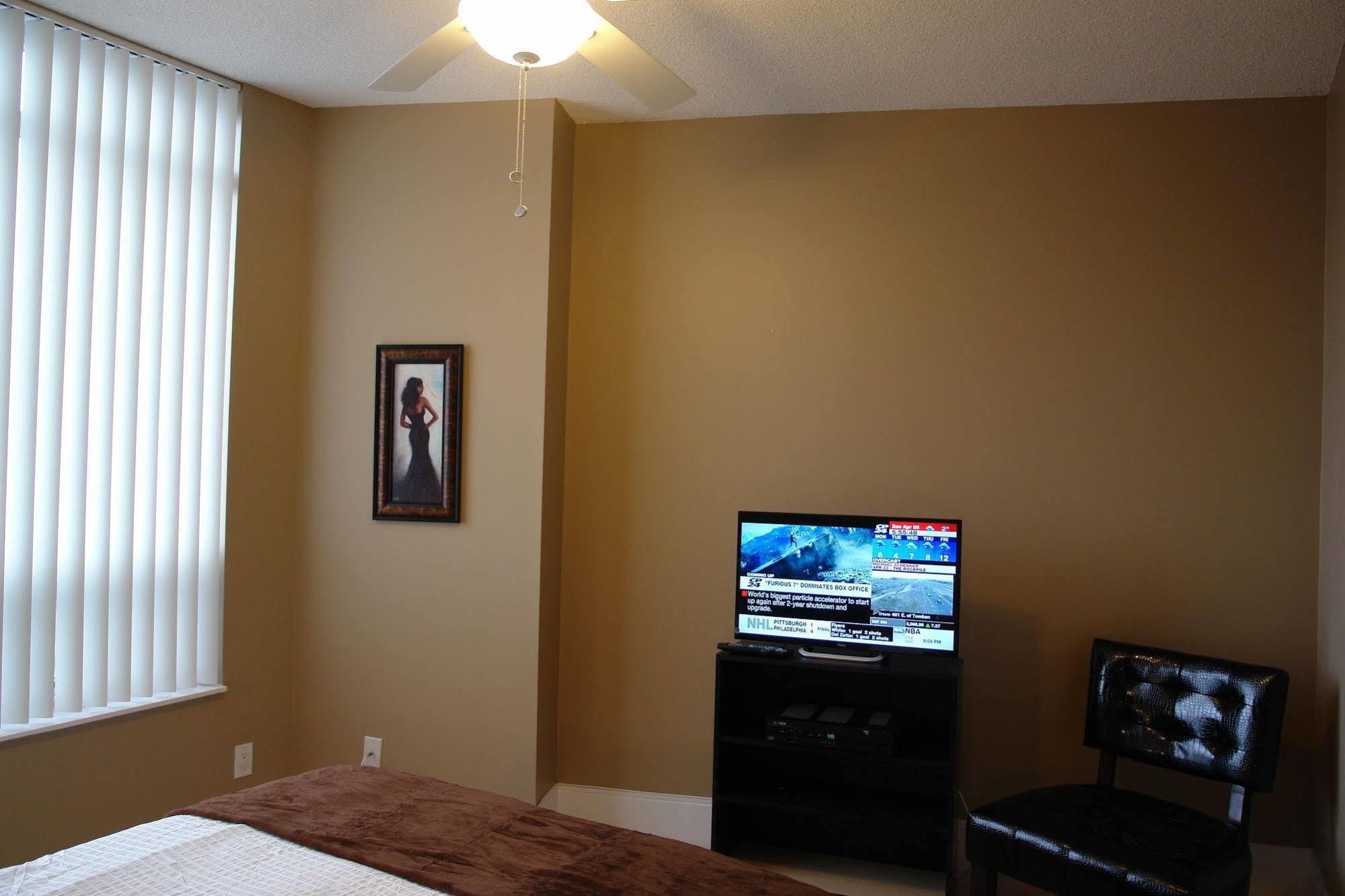 Goodwood Suites Mississauga Exteriör bild