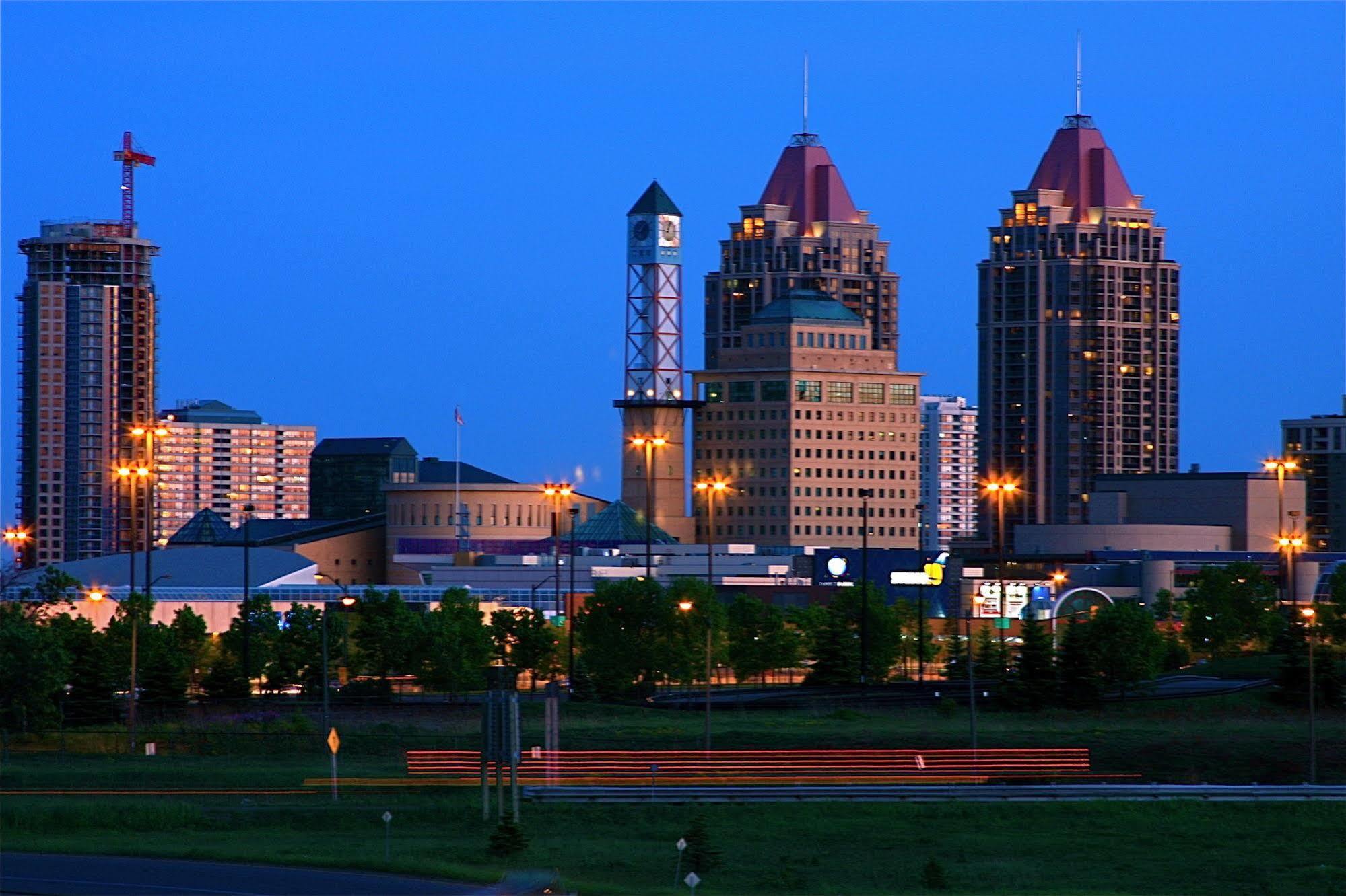 Goodwood Suites Mississauga Exteriör bild