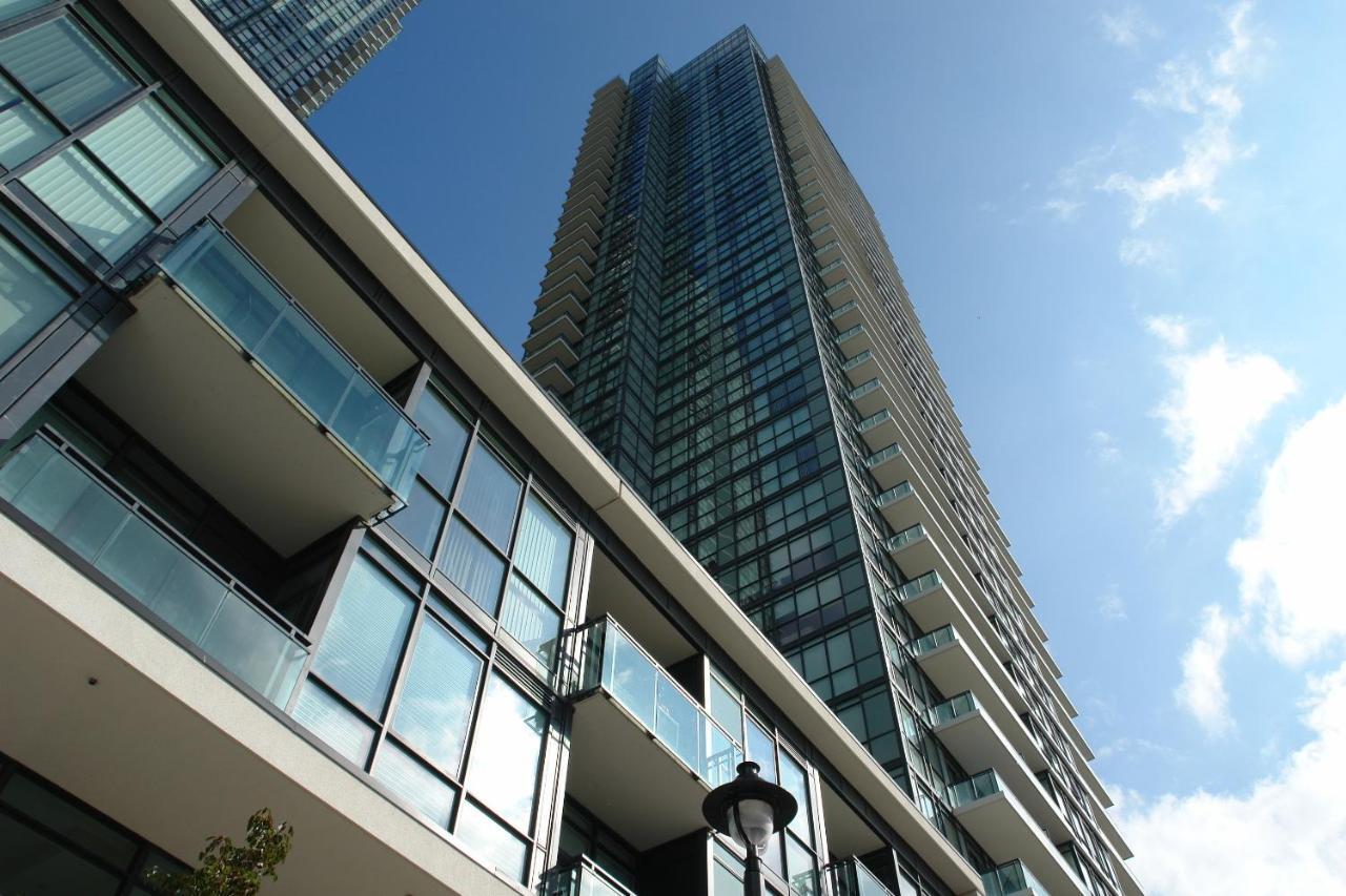 Goodwood Suites Mississauga Exteriör bild